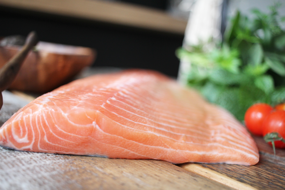 Frisches Lachsfilet Mit Haut Online Kaufen Frisch Gefangen Frisches Lachsfilet Mit Haut Online Kaufen Frisch Gefangen