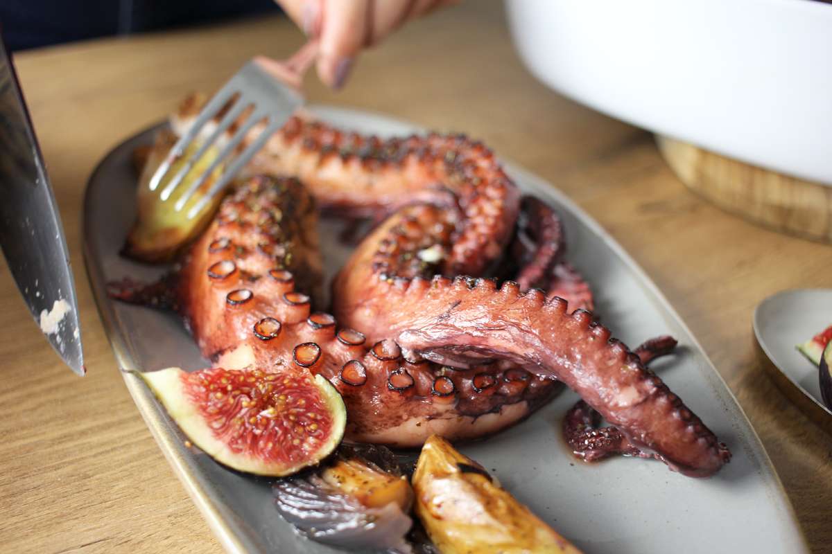 Oktopusarme vom Grill | send-a-fish.de | Fisch online kaufen