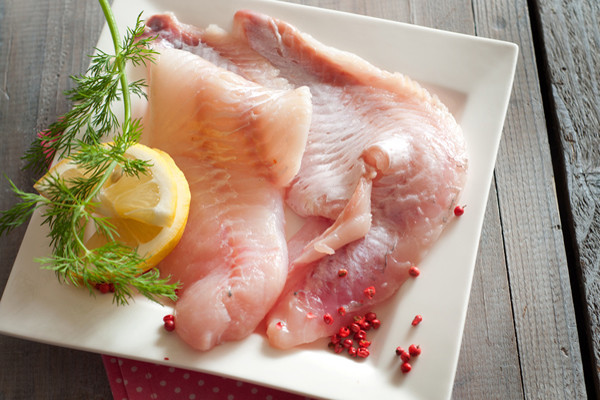 Rotbarschfilet - frisch, ohne Haut Rotbarschfilet - frisch, ohne Haut