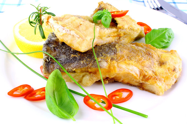 Karpfenfilet frisch MIT Haut Karpfenfilet frisch MIT Haut