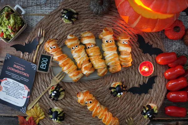 Mumien-Lachswurstchen-Halloweenrezept-2